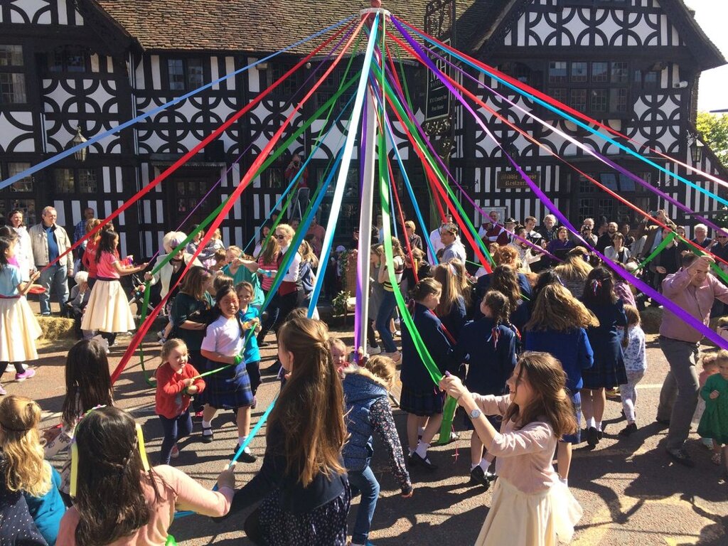 Image of Mayfield Mayfair - Enjoy the fun and support Y3 Maypole Dancing!